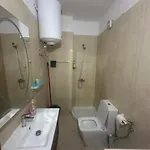 2 Bedroom Appartement *